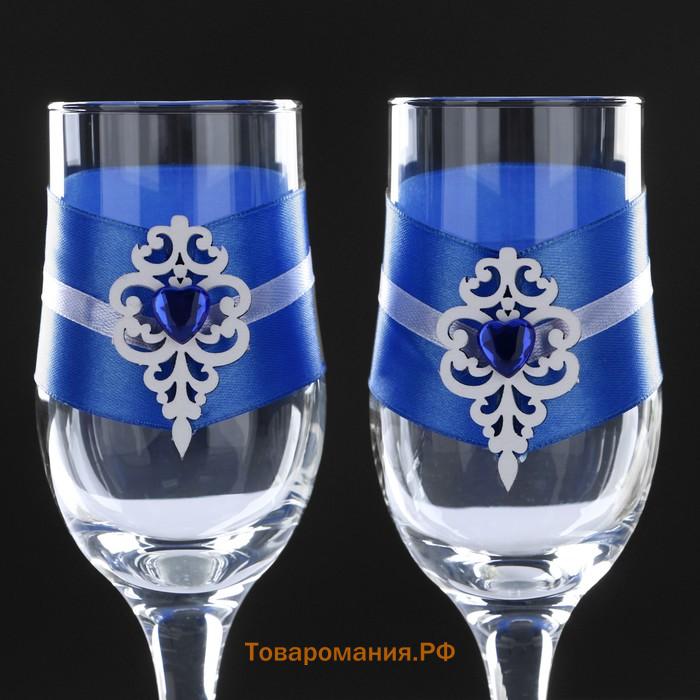 Набор свадебных бокалов "Прага", ручной работы, белый-синий, 6х6х20,5 см, 2 шт.